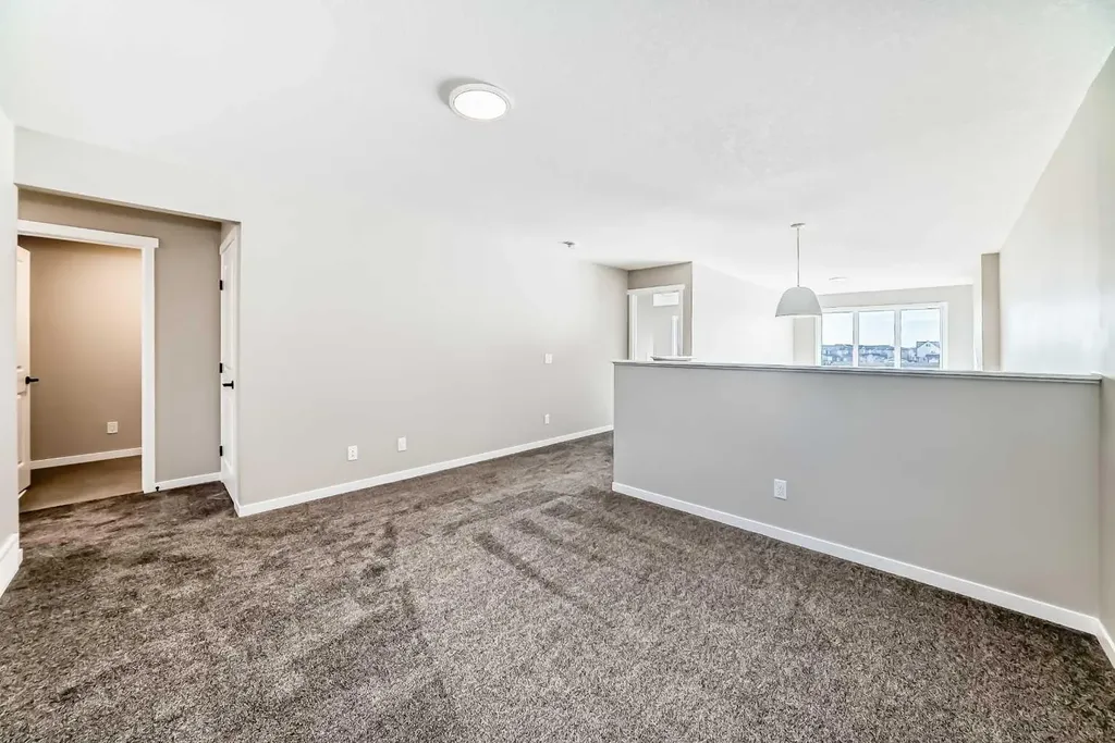1089 Sawgrass Link NW Airdrie AB T4B5V2
