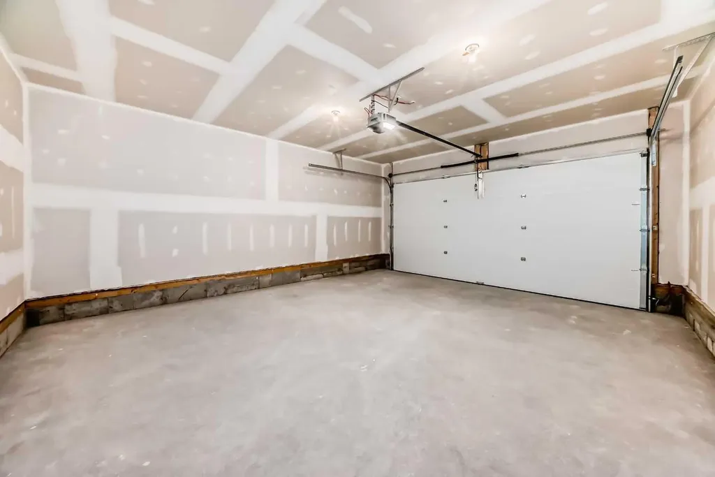 1089 Sawgrass Link NW Airdrie AB T4B5V2