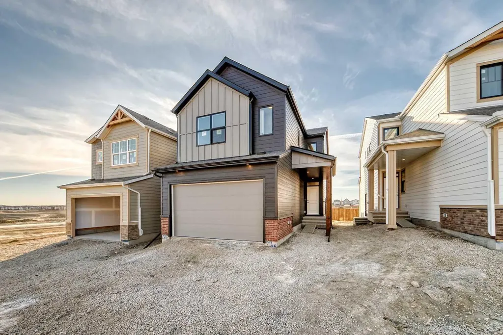 1089 Sawgrass Link NW Airdrie AB T4B5V2