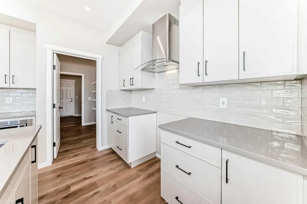 1089 Sawgrass Link NW Airdrie AB T4B5V2