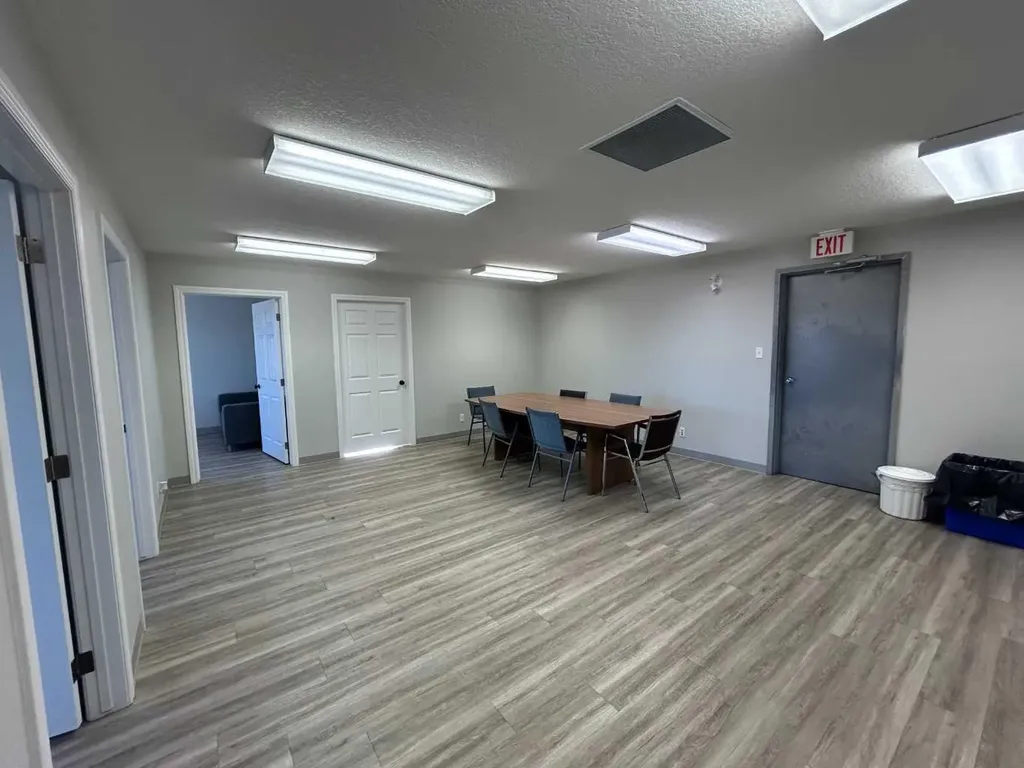 3174 34 Street N Lethbridge AB T1H 5T6