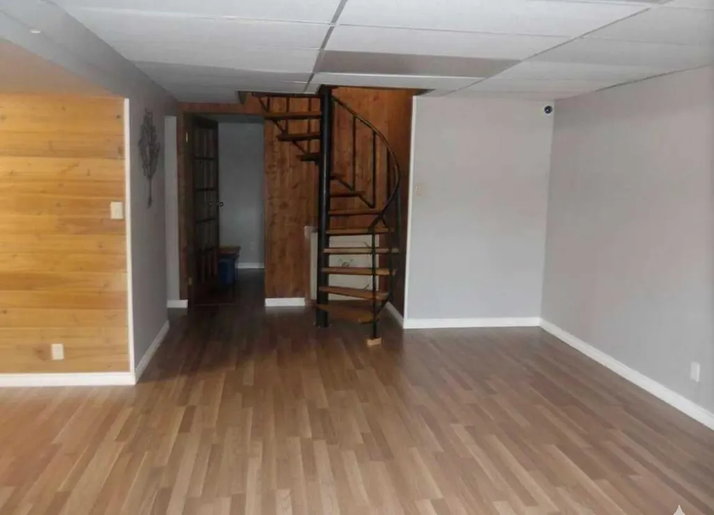 322060 Range Road 261 Rural Kneehill County AB T0M 2B0