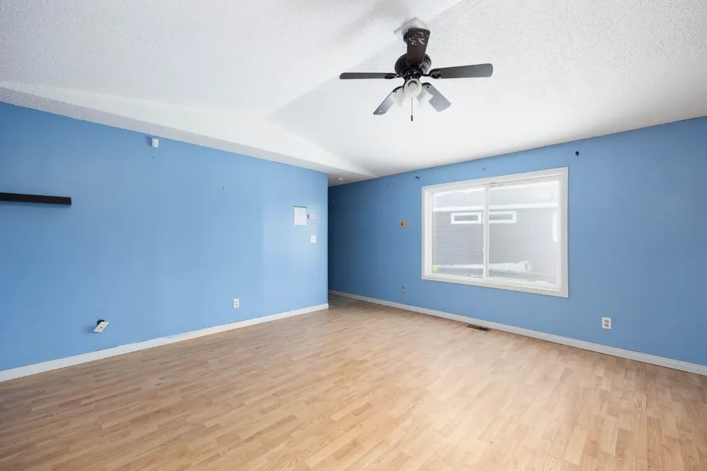 144 Grecian Place Fort Mcmurray AB T9H 2N1