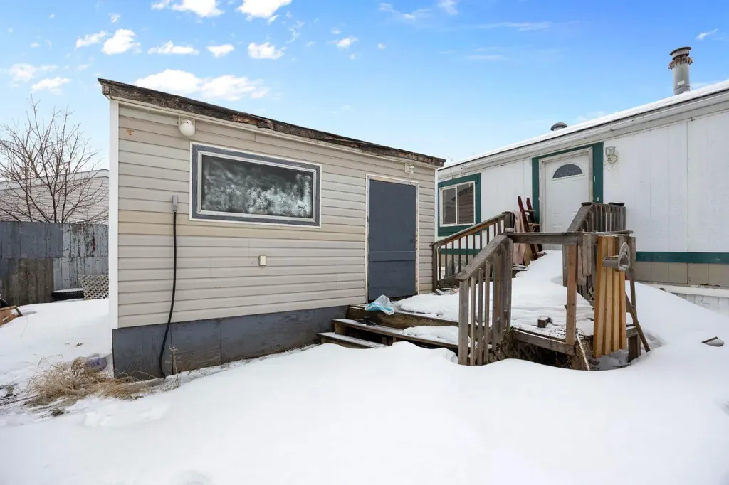144 Grecian Place Fort Mcmurray AB T9H 2N1