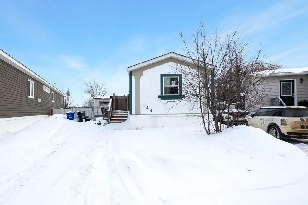 144 Grecian Place Fort Mcmurray AB T9H 2N1