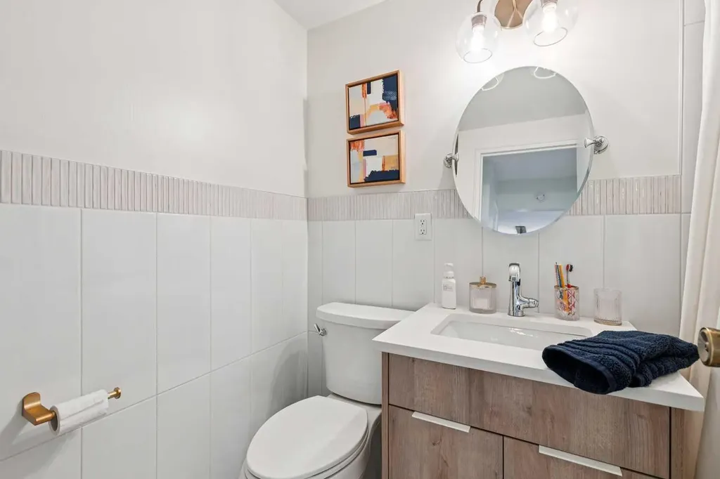 3316 Rideau Place SW Calgary AB T2S 1Z4