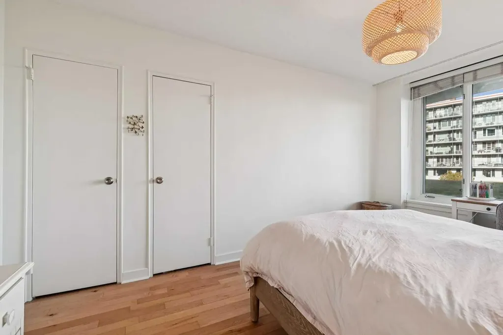 3316 Rideau Place SW Calgary AB T2S 1Z4