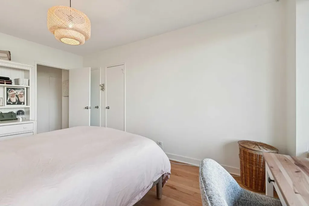 3316 Rideau Place SW Calgary AB T2S 1Z4