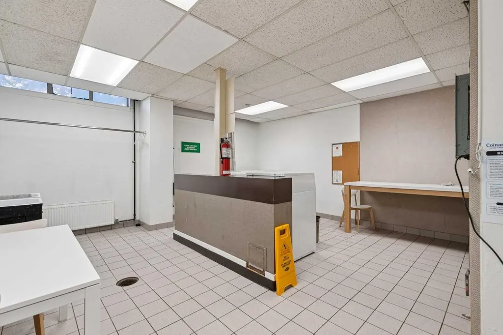 3316 Rideau Place SW Calgary AB T2S 1Z4