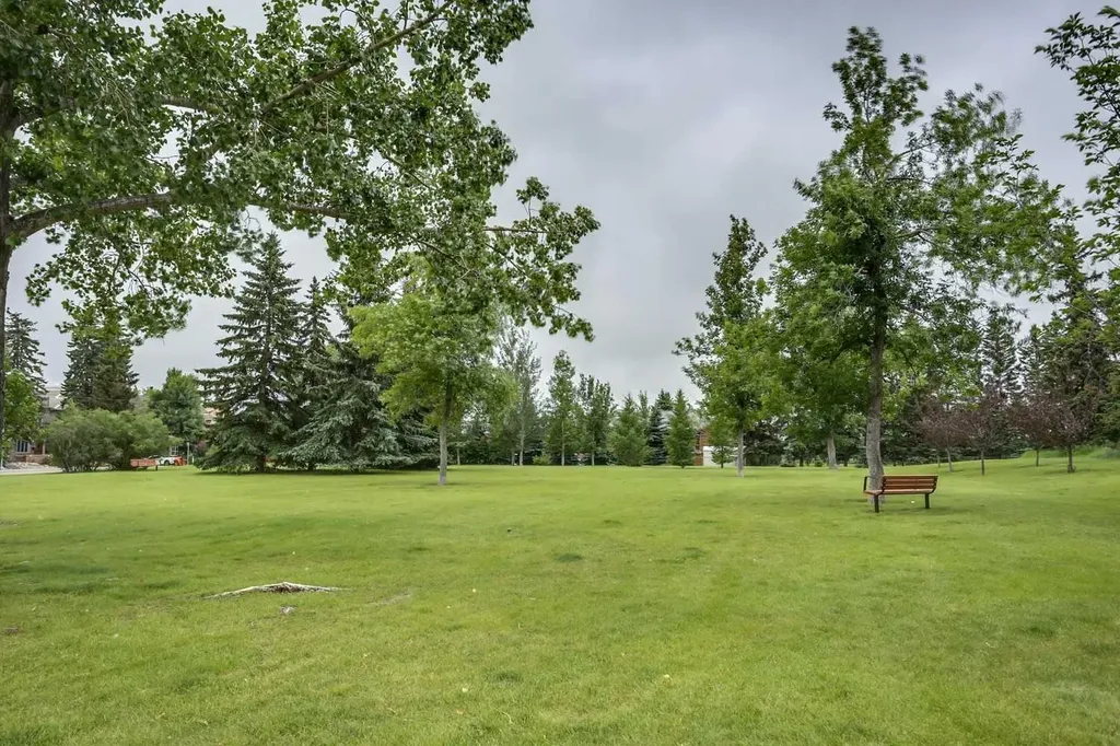 3316 Rideau Place SW Calgary AB T2S 1Z4