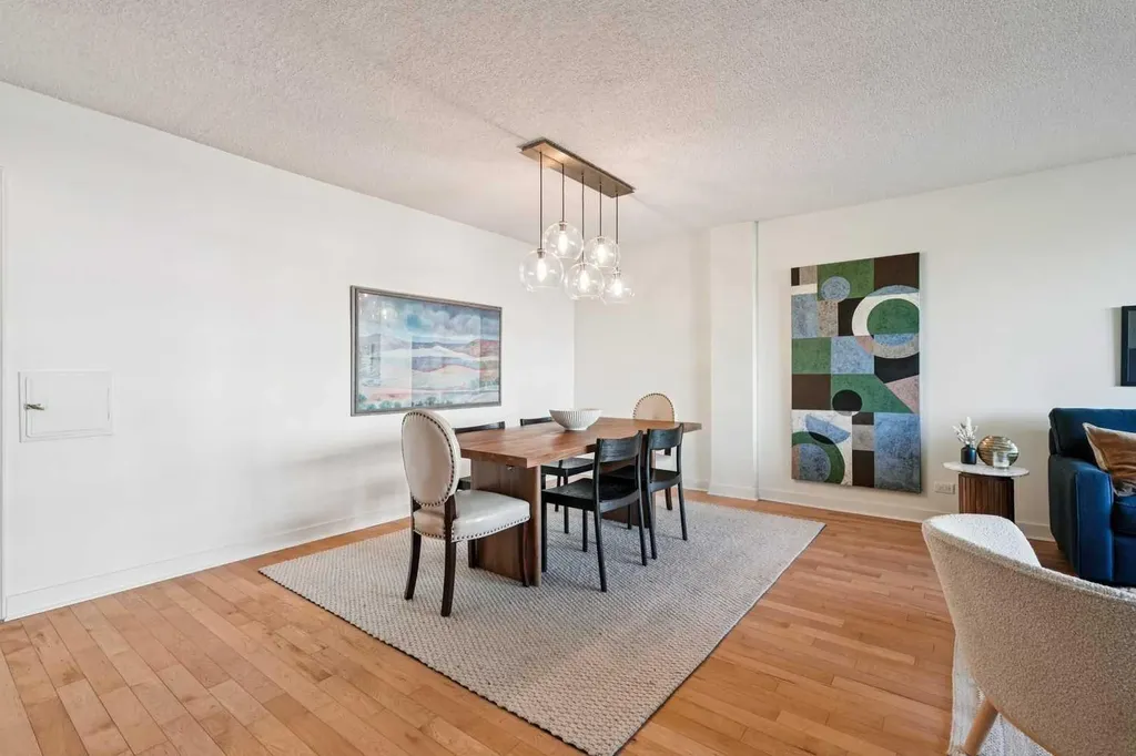 3316 Rideau Place SW Calgary AB T2S 1Z4