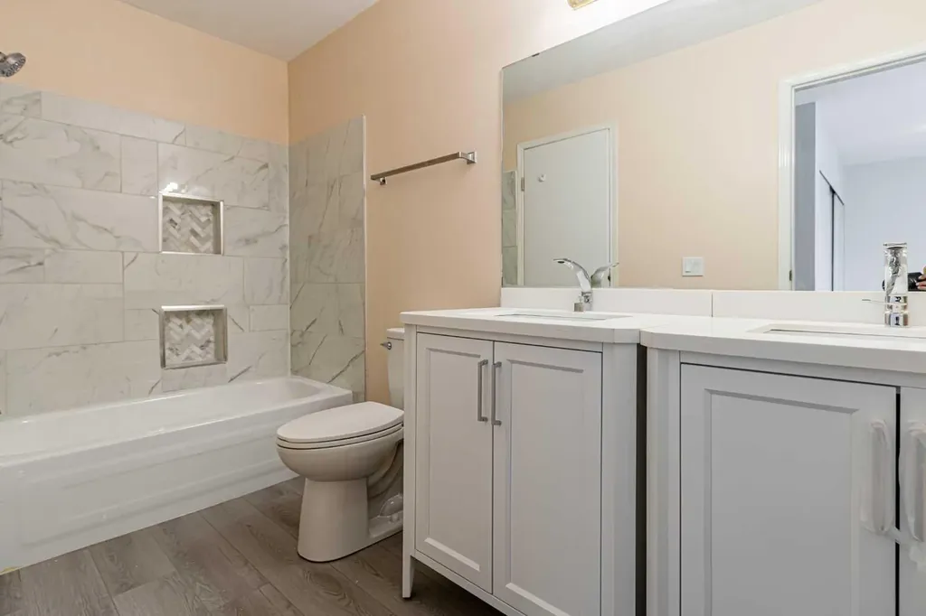165 Sandpiper Lane NW Calgary AB T3K4L7