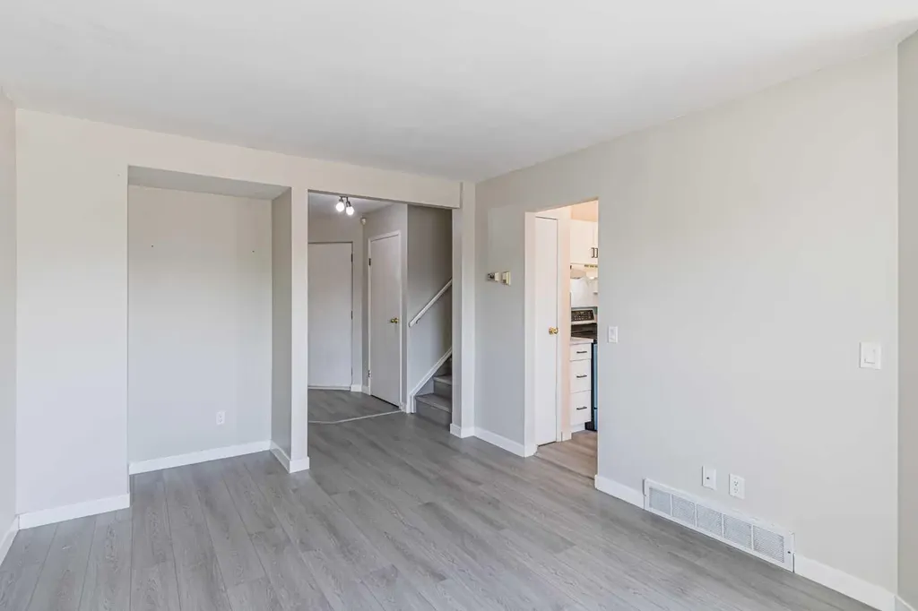 165 Sandpiper Lane NW Calgary AB T3K4L7