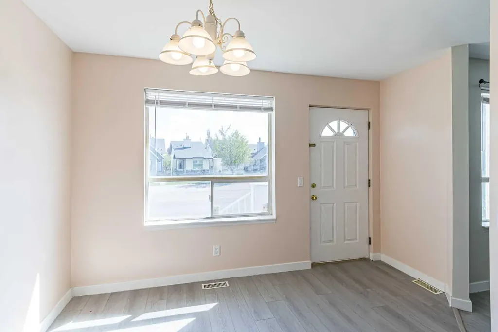 165 Sandpiper Lane NW Calgary AB T3K4L7