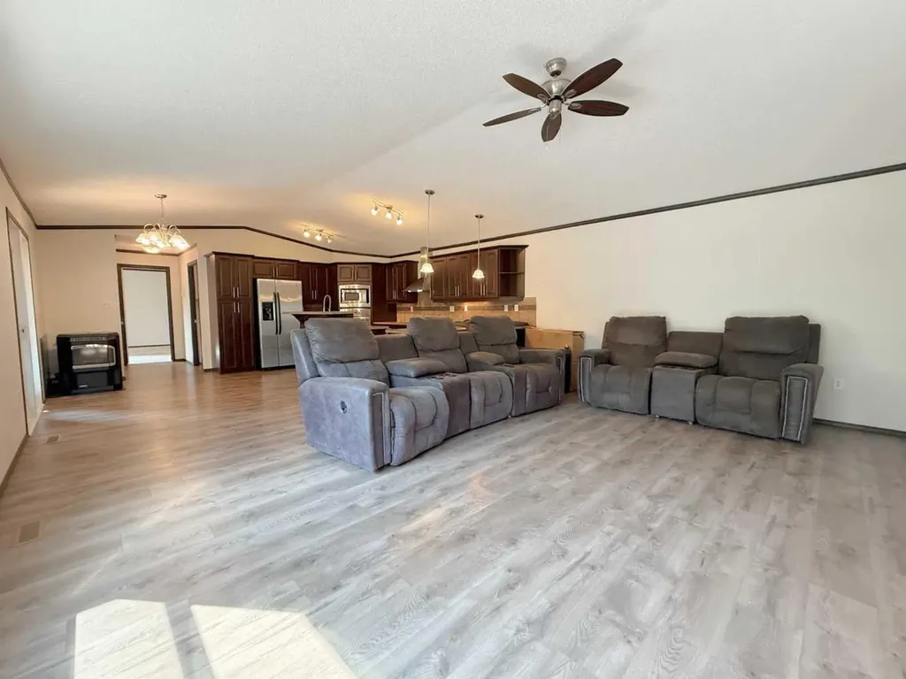 670051A Highway 813 Rural Athabasca County AB T9S 2A6