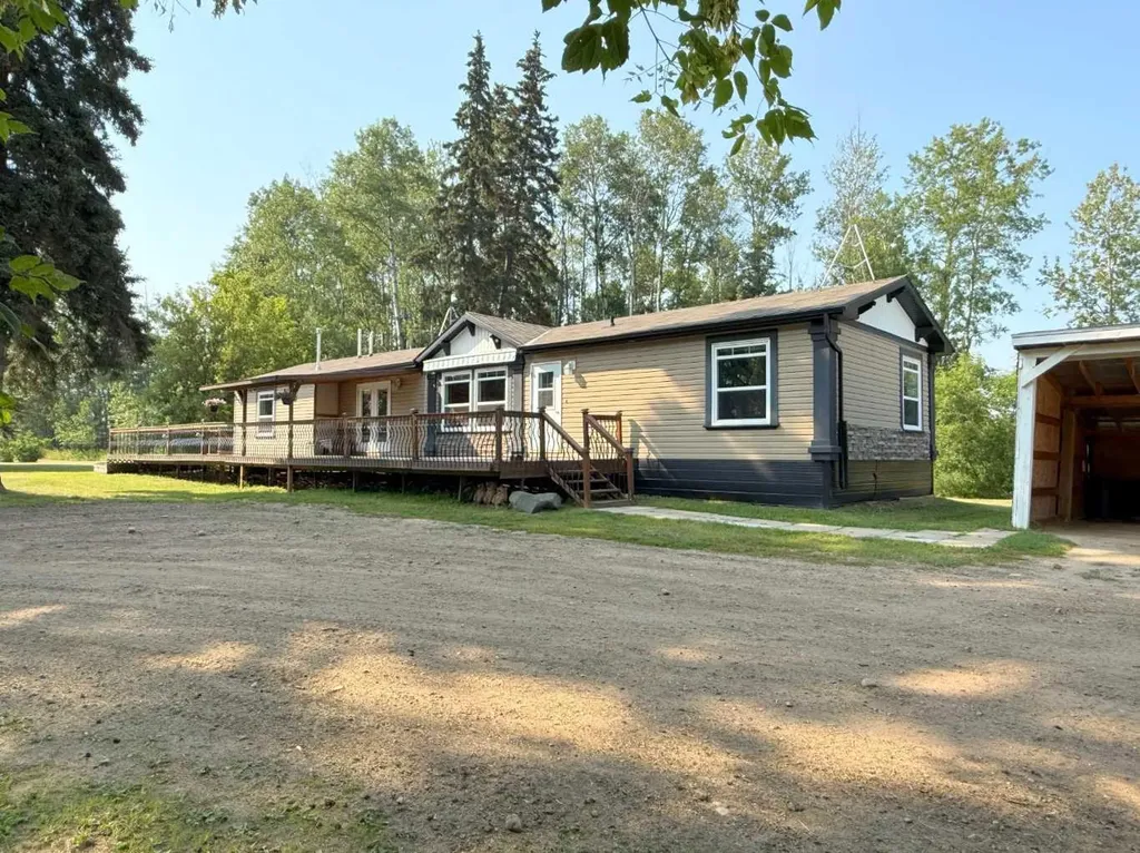 670051A Highway 813 Rural Athabasca County AB T9S 2A6