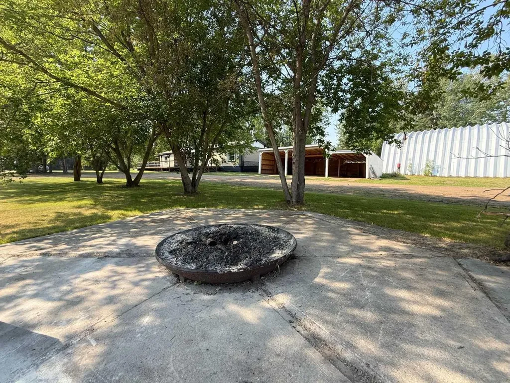 670051A Highway 813 Rural Athabasca County AB T9S 2A6