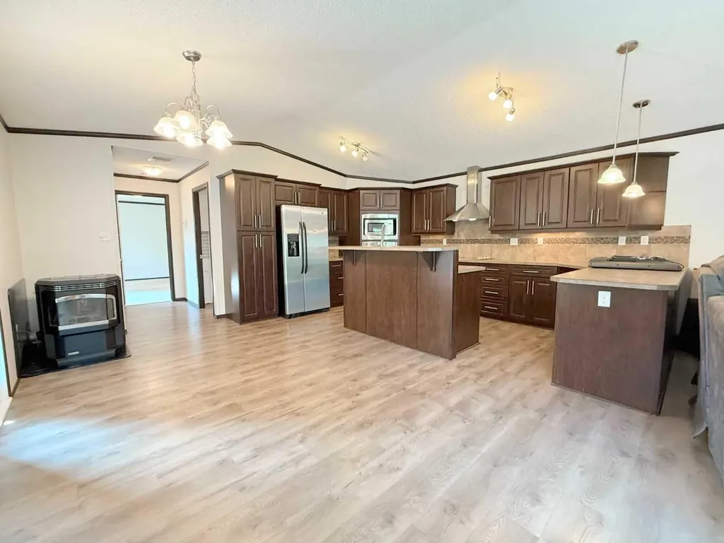 670051A Highway 813 Rural Athabasca County AB T9S 2A6