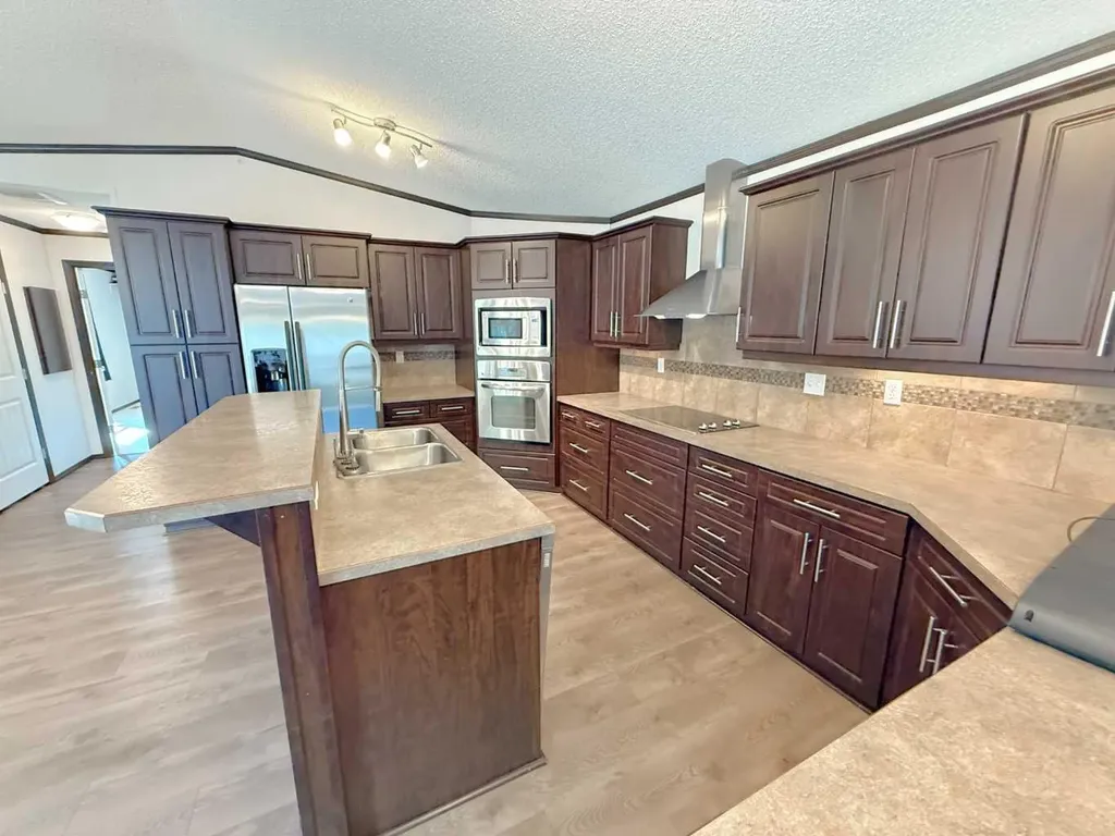 670051A Highway 813 Rural Athabasca County AB T9S 2A6