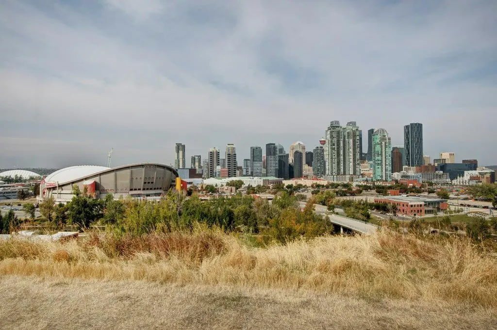 1808 Salisbury Street SE Calgary AB T2G4K1