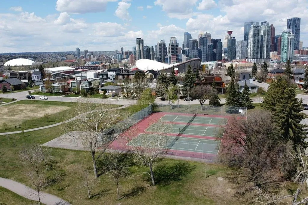 1808 Salisbury Street SE Calgary AB T2G4K1
