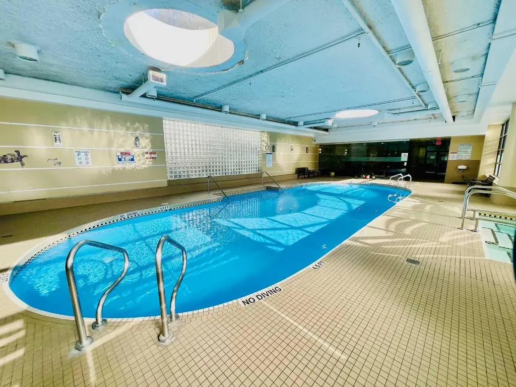 1078 6 Avenue SW Calgary AB T2P5N6