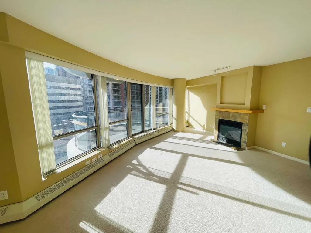 1078 6 Avenue SW Calgary AB T2P5N6