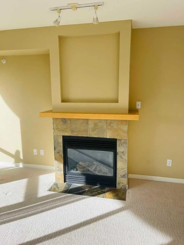 1078 6 Avenue SW Calgary AB T2P5N6
