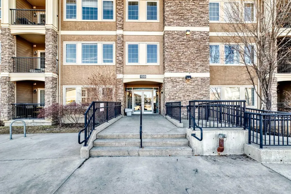 100 Cranfield Common SE Calgary AB T3M 1S1