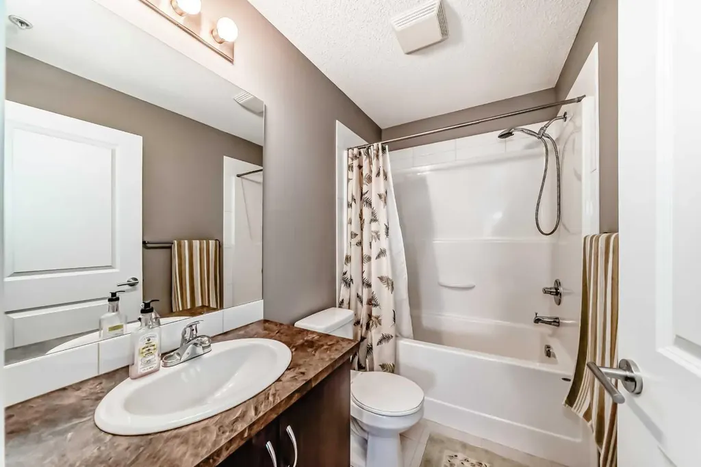100 Cranfield Common SE Calgary AB T3M 1S1