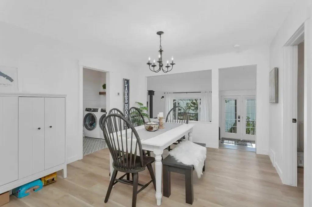 79 Birchcliff Road Birchcliff AB T4S 1R6