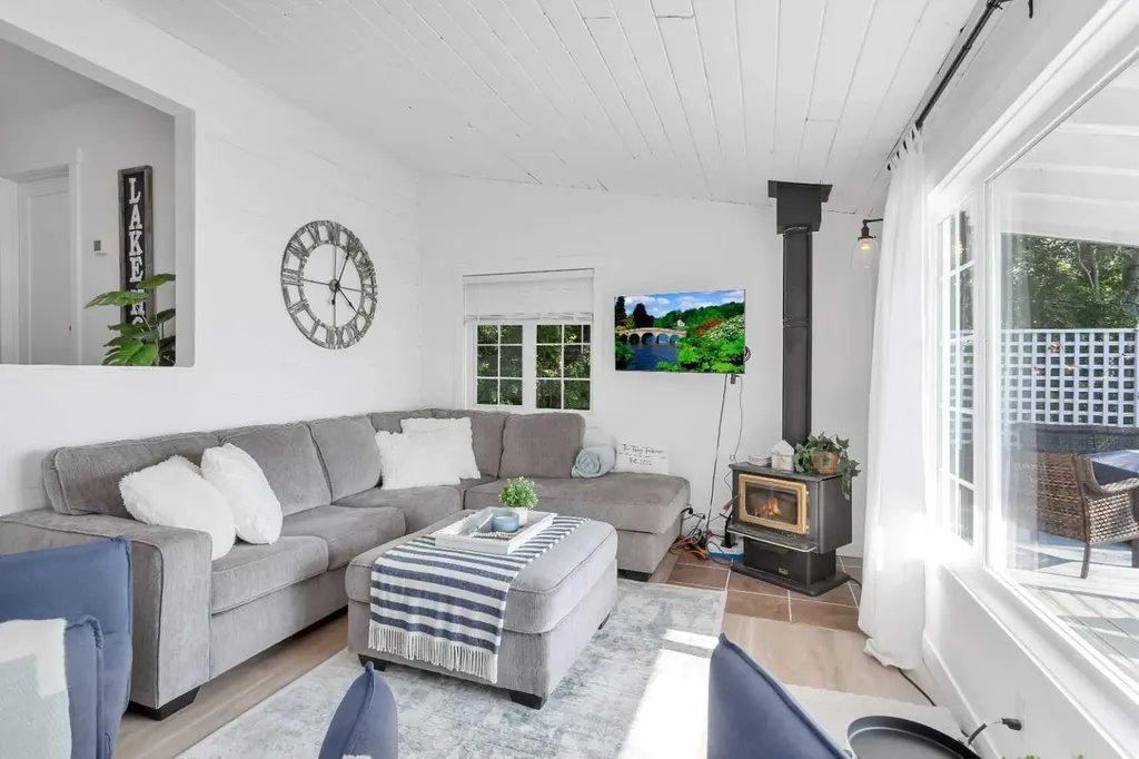 79 Birchcliff Road Birchcliff AB T4S 1R6