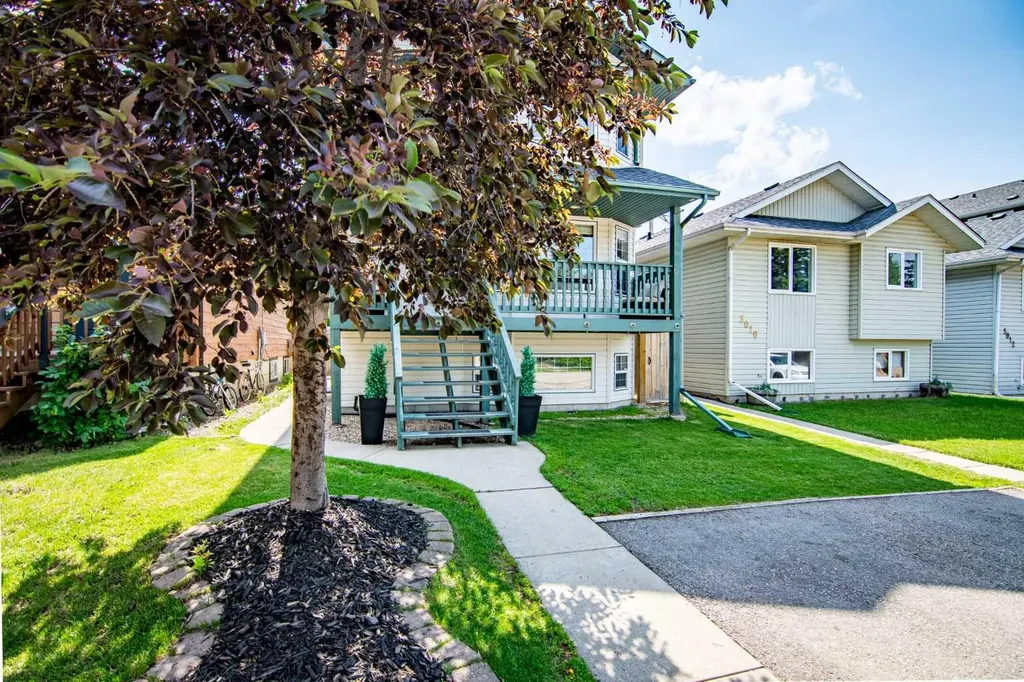 5008 41 Street Sylvan Lake AB T4S1B9