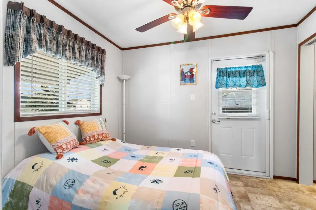 192A 10046 Township Road 422 Rural Ponoka County AB T0C 2J0