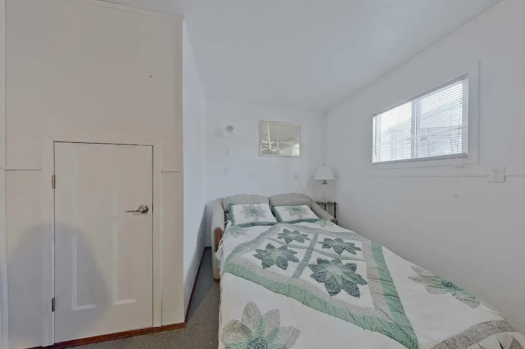 192A 10046 Township Road 422 Rural Ponoka County AB T0C 2J0