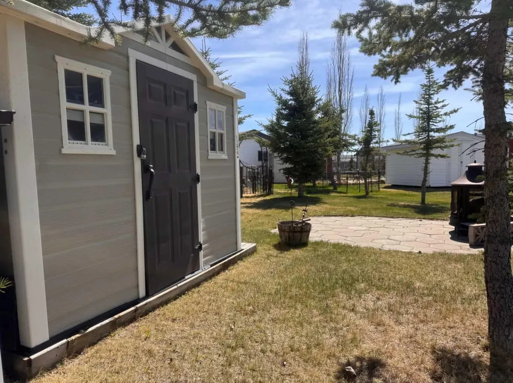 192A 10046 Township Road 422 Rural Ponoka County AB T0C 2J0