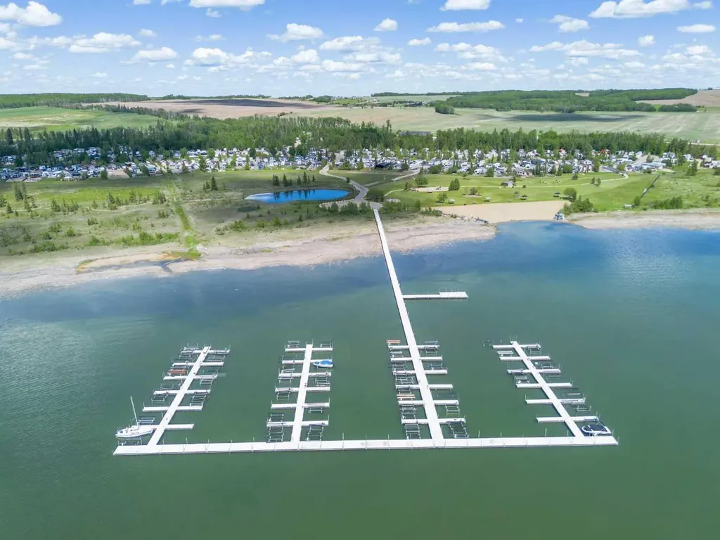192A 10046 Township Road 422 Rural Ponoka County AB T0C 2J0