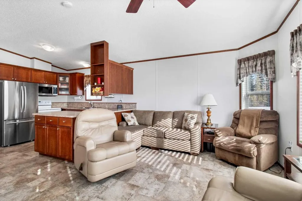 192A 10046 Township Road 422 Rural Ponoka County AB T0C 2J0