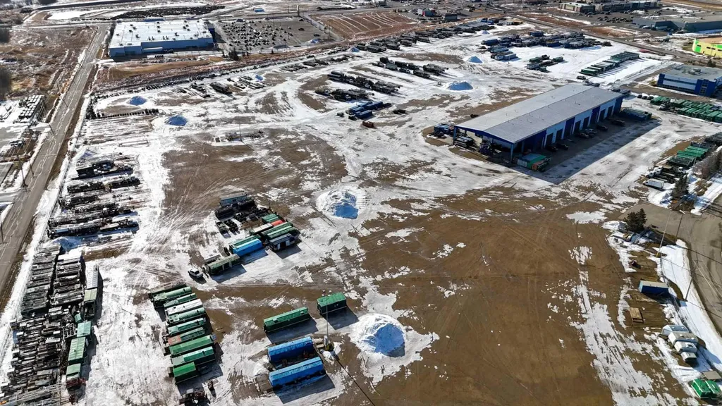10 Charles Industrial Way Sylvan Lake AB T4S 0A6