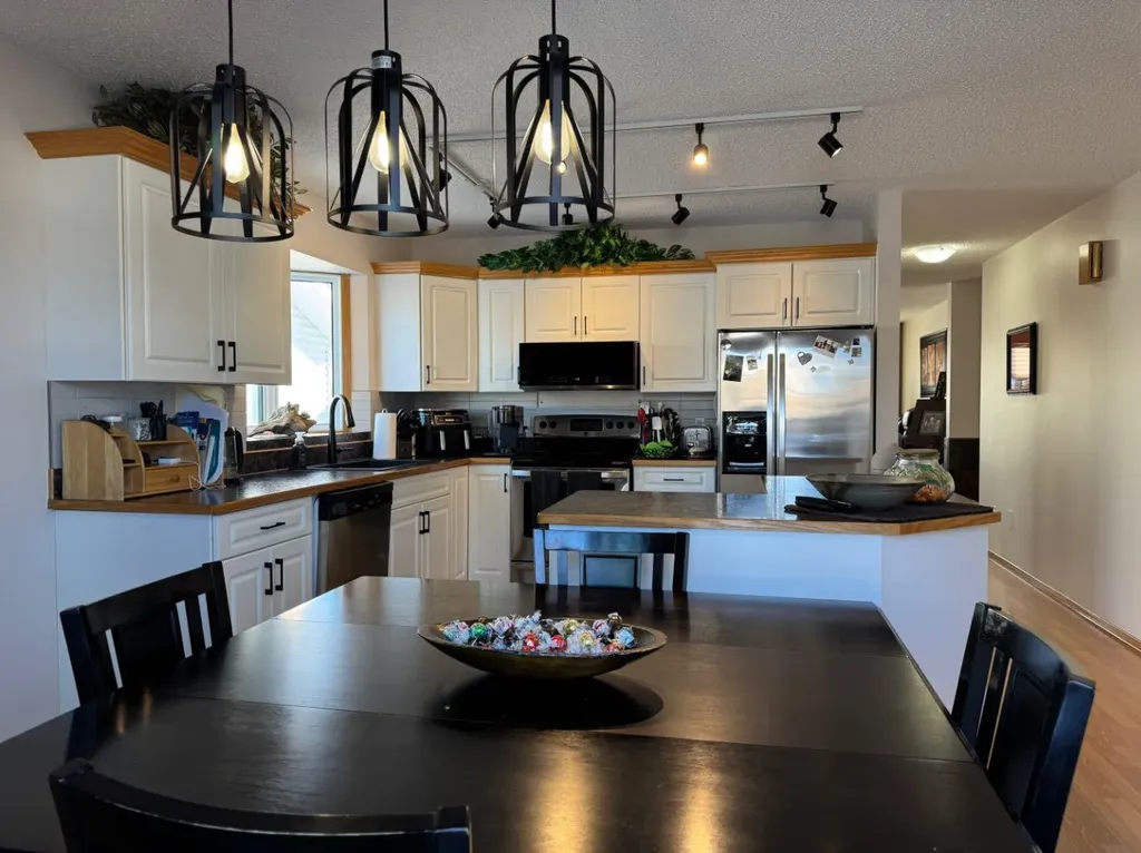 11608 106 Avenue Fairview AB T0H 1L0
