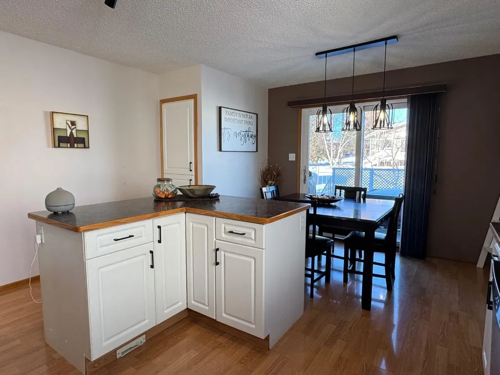 11608 106 Avenue Fairview AB T0H 1L0