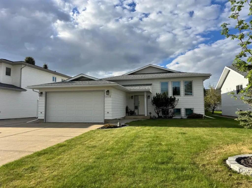 11608 106 Avenue Fairview AB T0H 1L0
