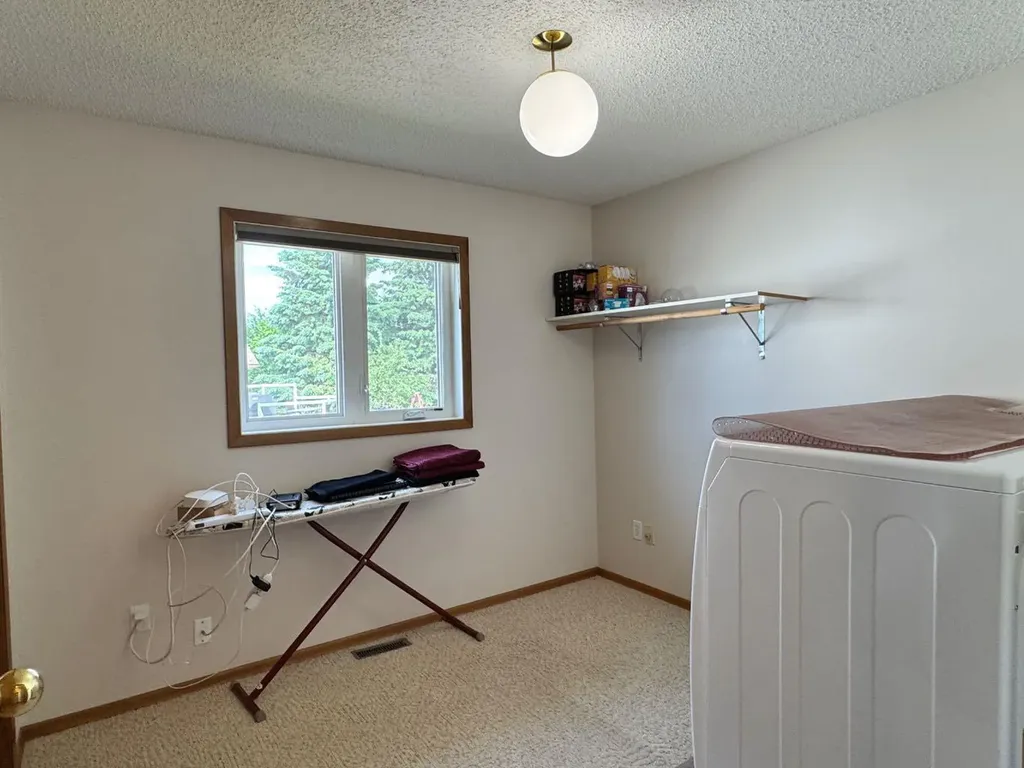11608 106 Avenue Fairview AB T0H 1L0