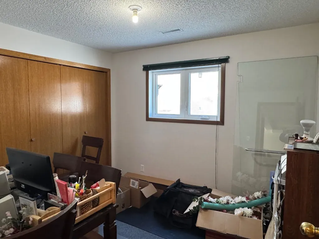 11608 106 Avenue Fairview AB T0H 1L0