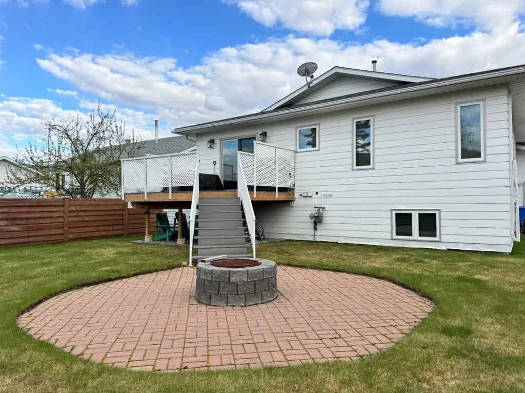 11608 106 Avenue Fairview AB T0H 1L0