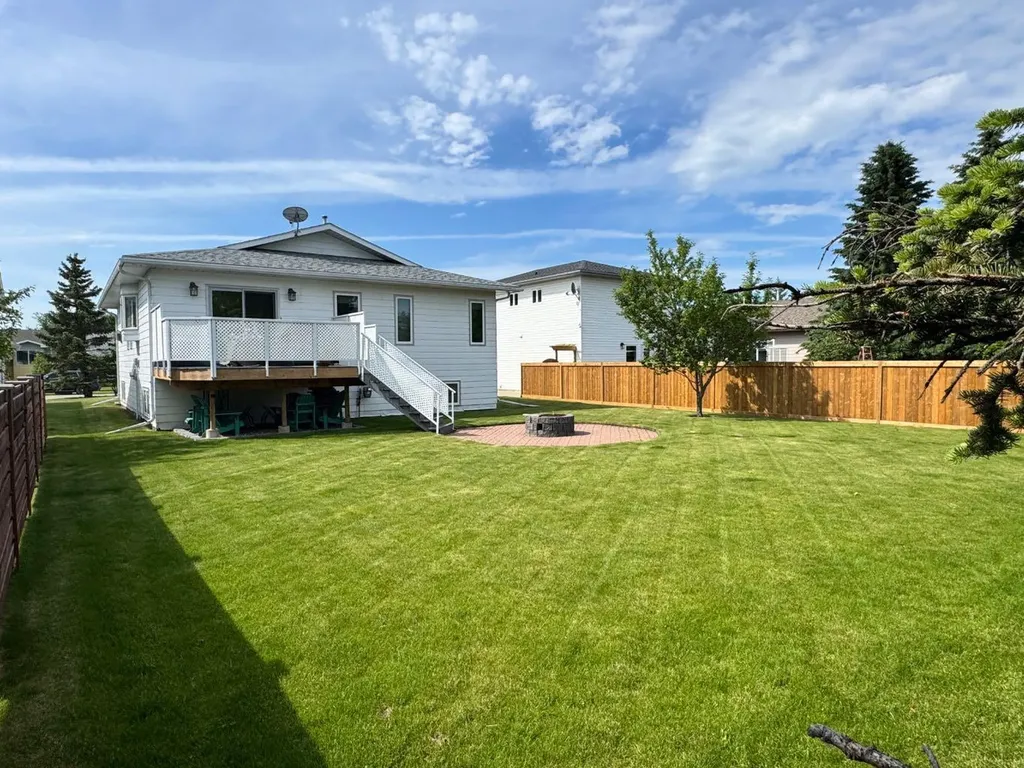 11608 106 Avenue Fairview AB T0H 1L0