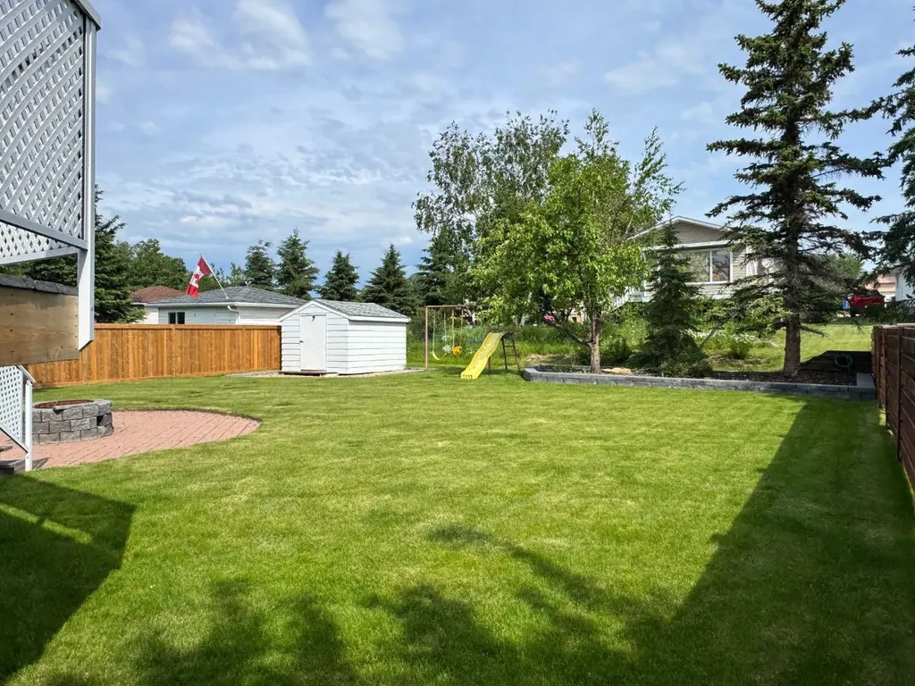 11608 106 Avenue Fairview AB T0H 1L0