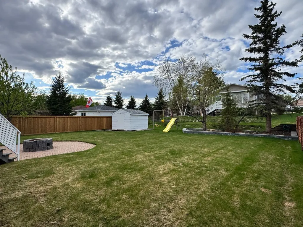 11608 106 Avenue Fairview AB T0H 1L0