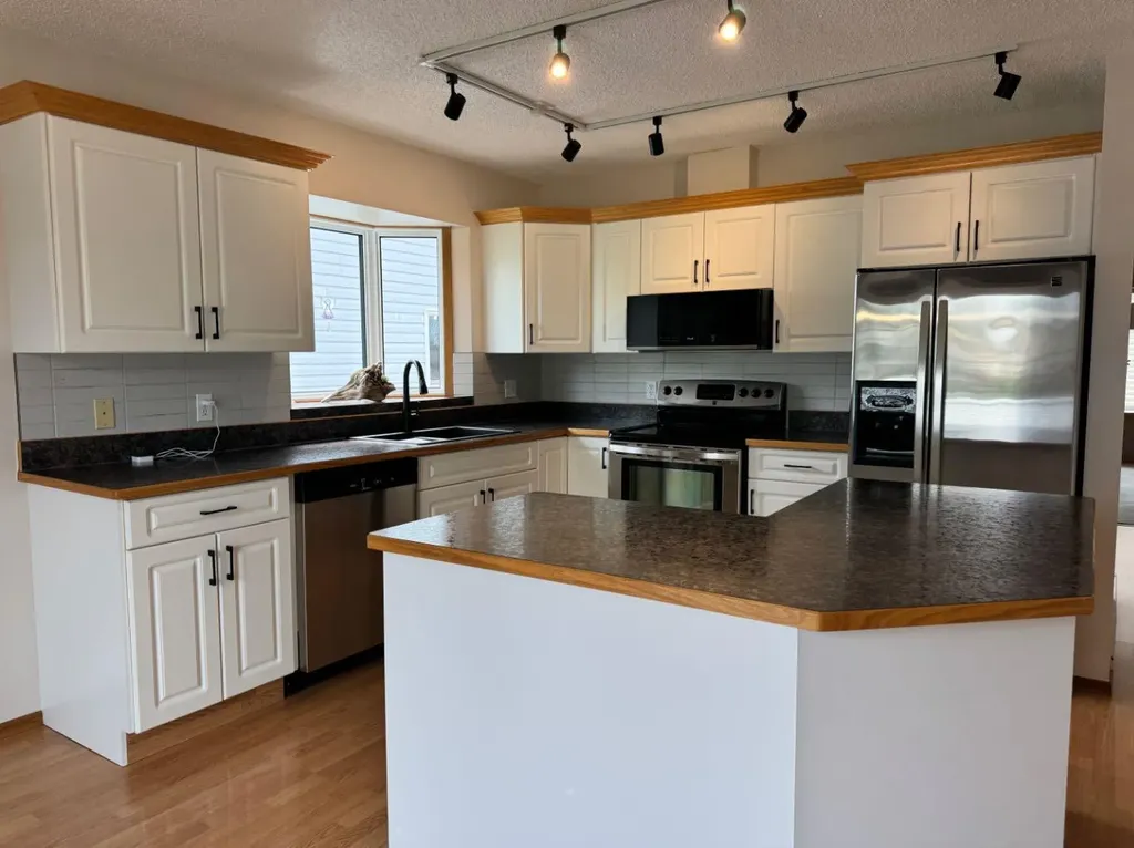 11608 106 Avenue Fairview AB T0H 1L0