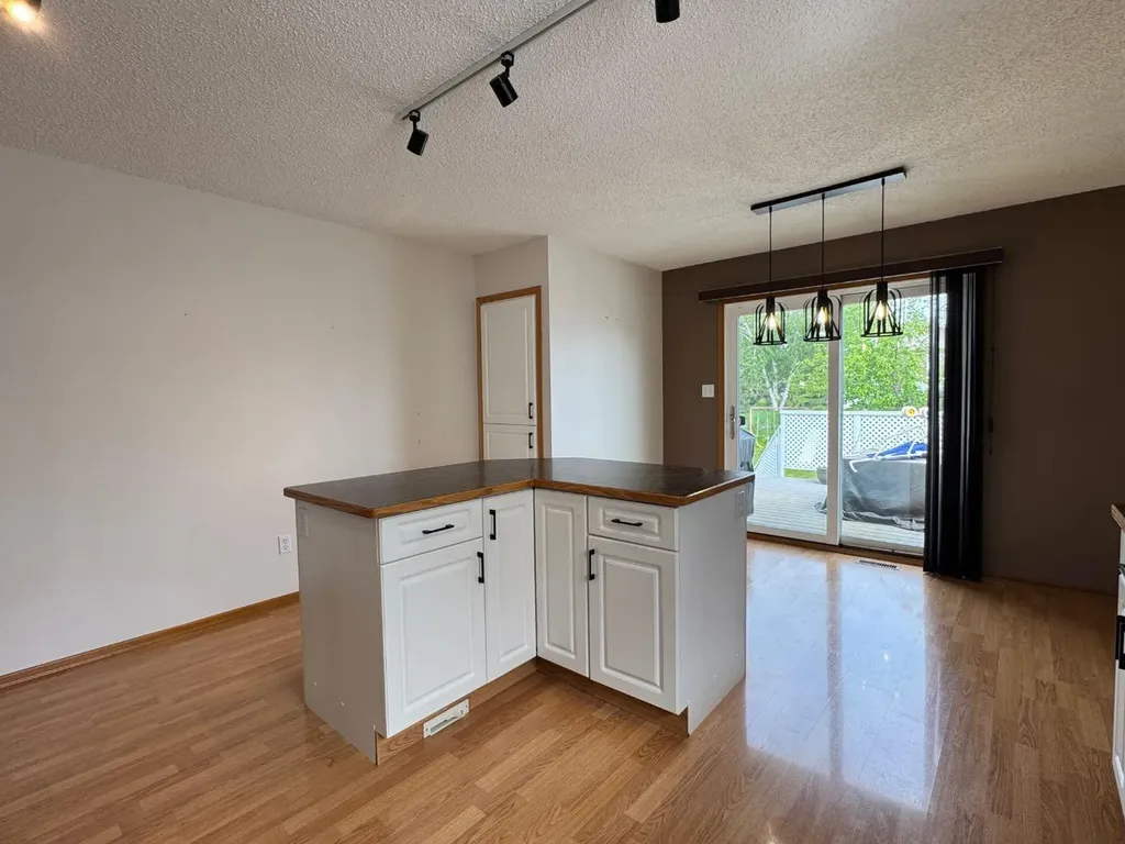 11608 106 Avenue Fairview AB T0H 1L0